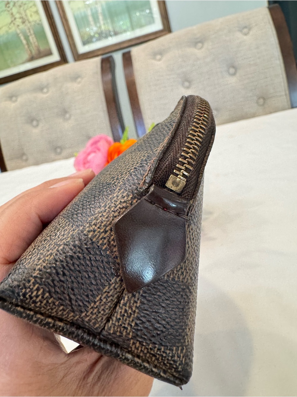 Authentic Louis Vuitton Damier Ebene Pouchette - Picture 5 of 9